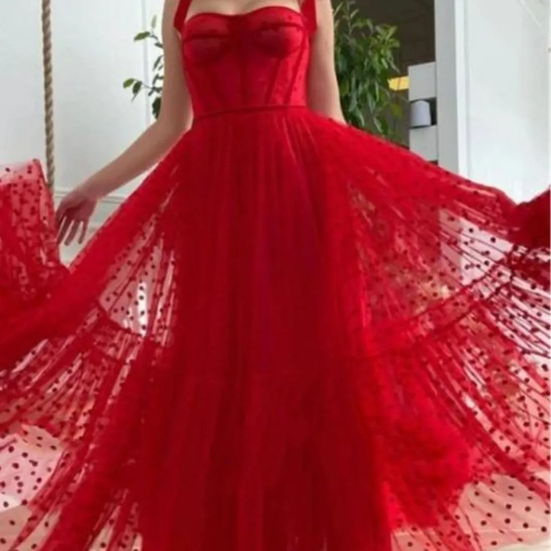 Flawless Scarlet Evening Dress