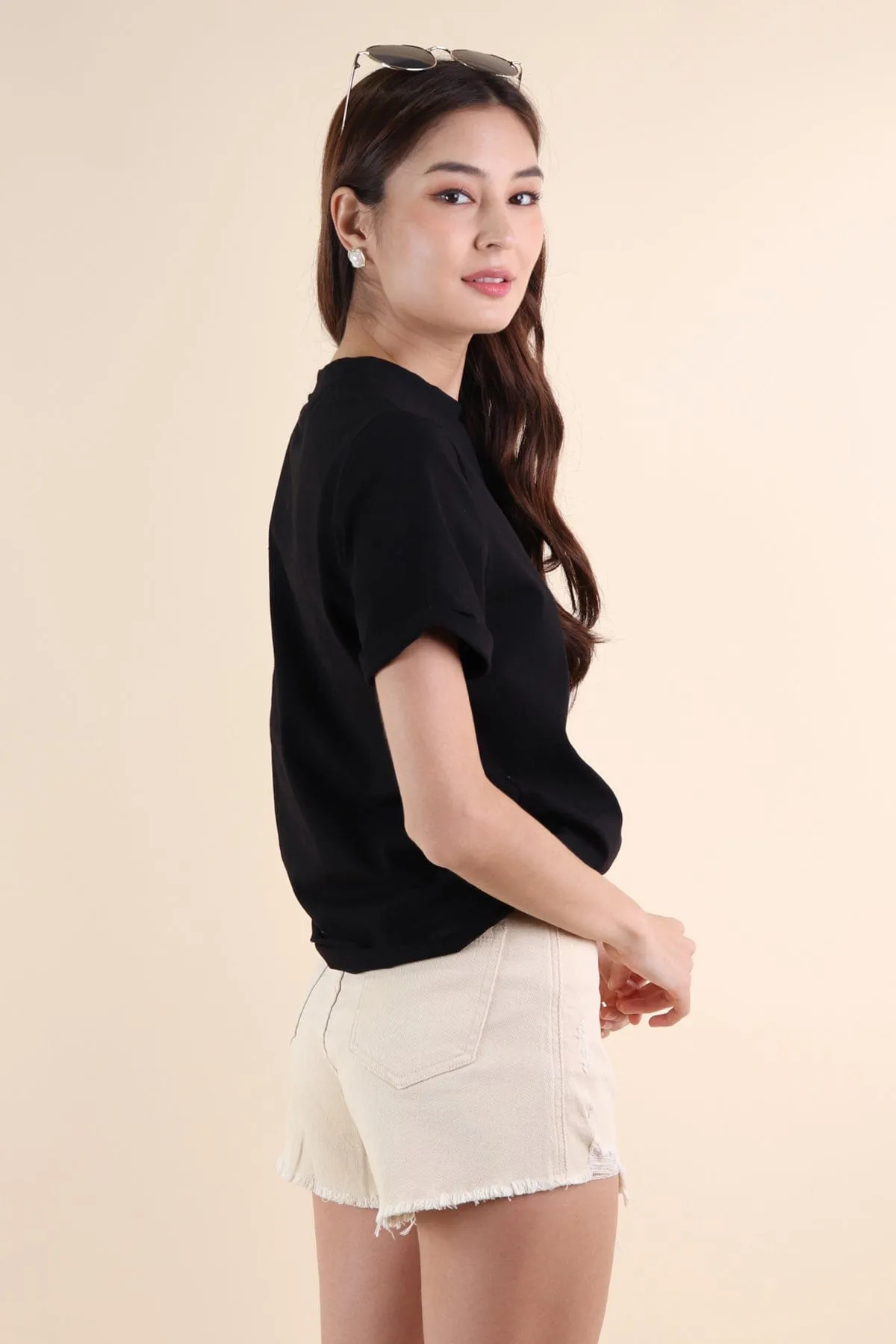 GOOD THINGS TAKE TIME QUOTE TEE IN BLACK