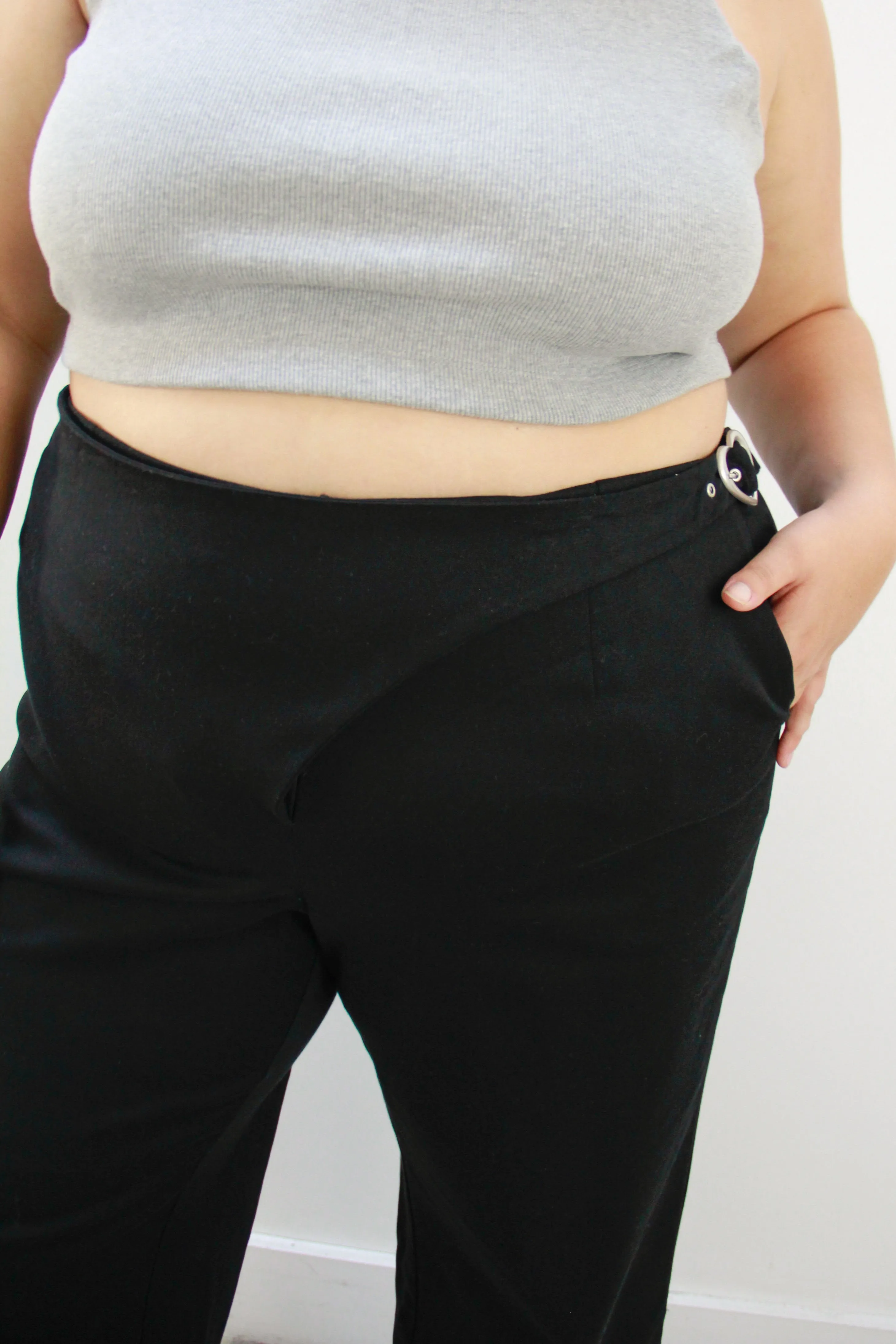 HEART BUCKLE PANTS ~ BLACK