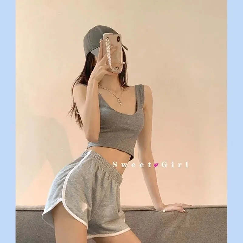 Sports Style Love Heart Embroidery Pure Color Shorts