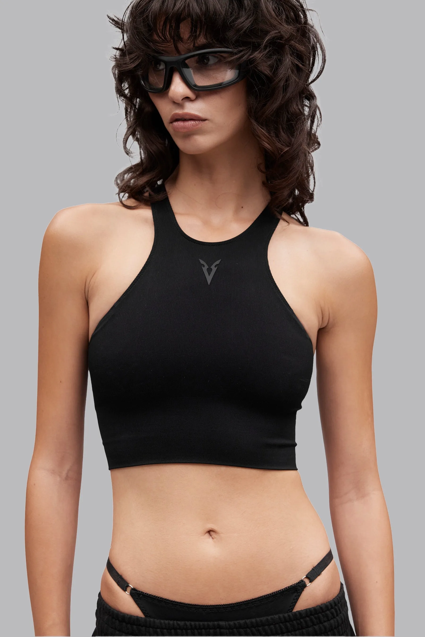 V_RYB SEAMLESS ULTRA LONG SPORTS BRA - Black